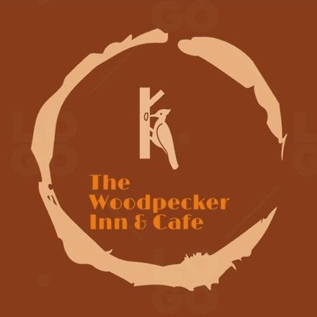 The Woodpecker Inn & Cafe, Jibhi Zewnętrze zdjęcie